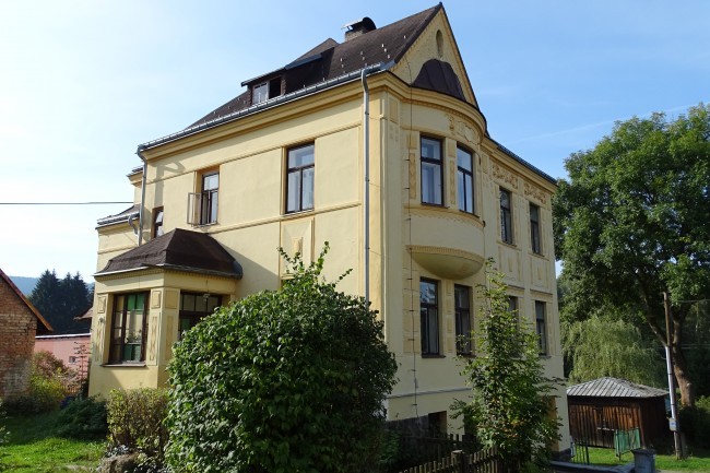 Vícegenerační rodinný dům v Tanvaldě, místní části Horní Tanvald -