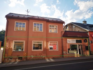 Realitní kanceláø - pronájem -  Komerční prostor 100 m2 v centru Tanvaldu