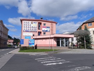 Realitní kanceláø - pronájem -  Nebytové prostory v centru Tanvaldu